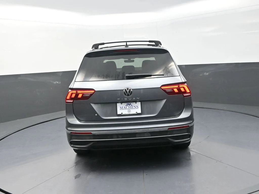 Used 2023 Gray Volkswagen 2.0T S image 9