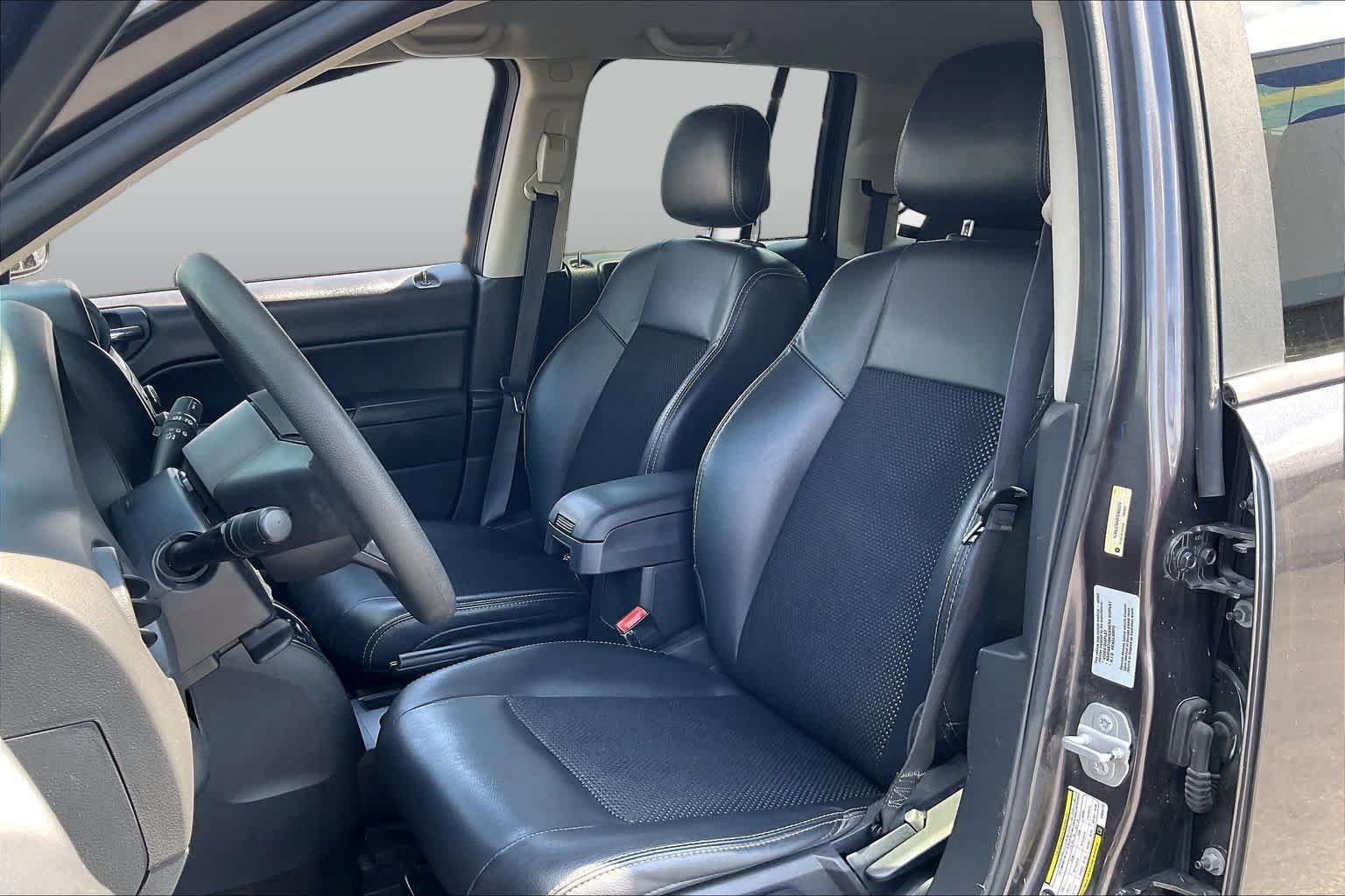 Pre-Owned 2015 Jeep Compass Altitude Edition