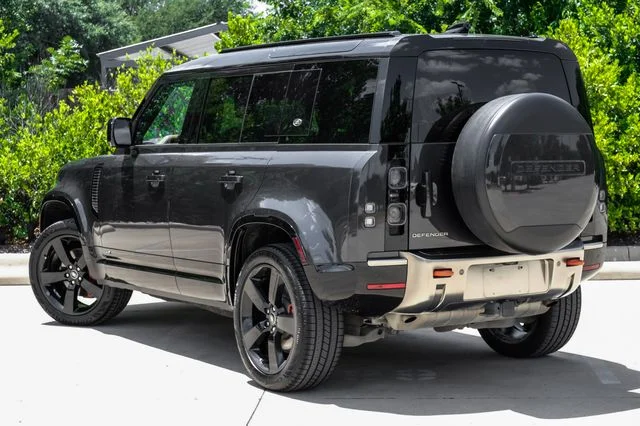 Used 2024 Santorini Black Metallic Land Rover X image 13