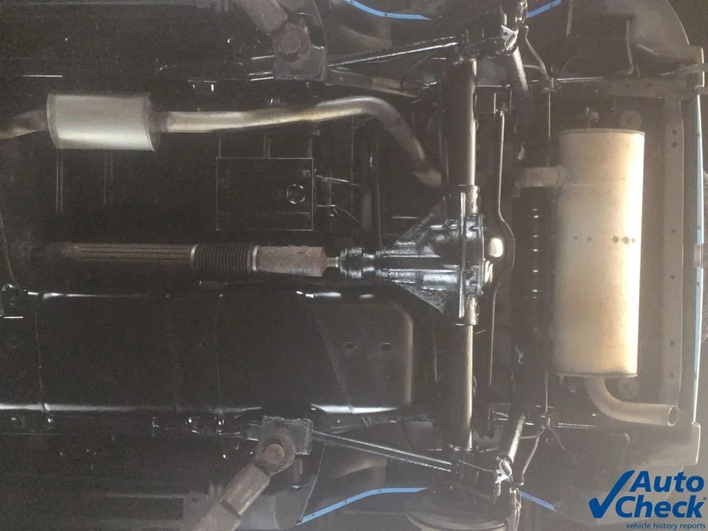 Used 2018 Blue Jeep Unlimited Sahara image 13