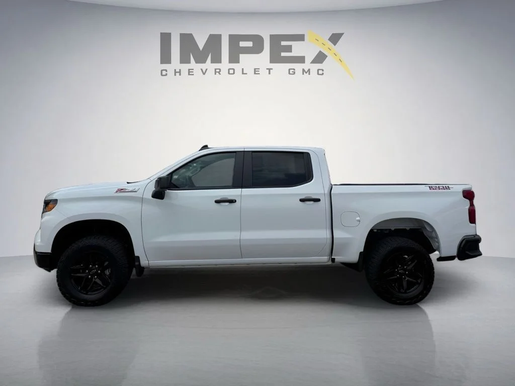 New 2026 White Chevrolet Custom Trail Boss image 2