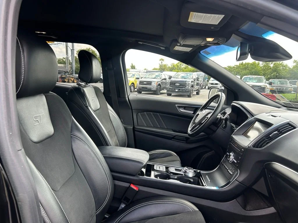Used 2019 Black Metallic Ford ST image 28