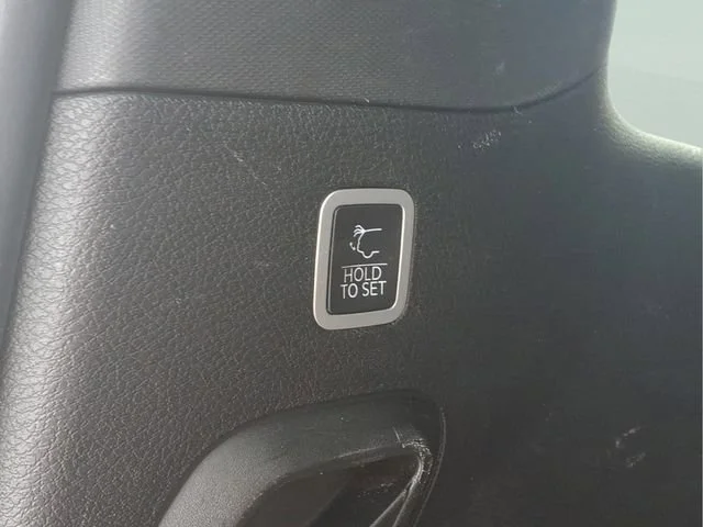Used 2022 White Jeep Series II 4x2 image 24