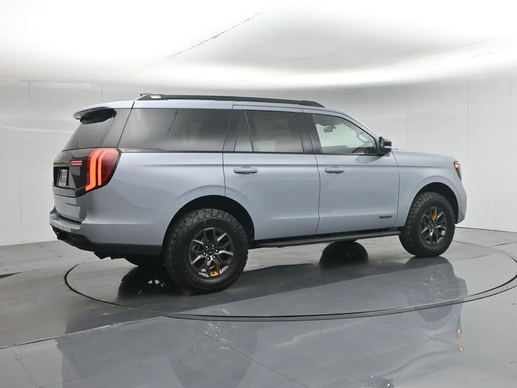 New 2026 Glacier Gray Metallic Tri-Coat Ford Tremor image 31
