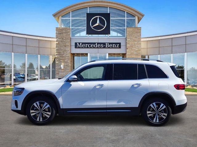 New 2026 Polar White Mercedes-Benz GLB 250 image 2