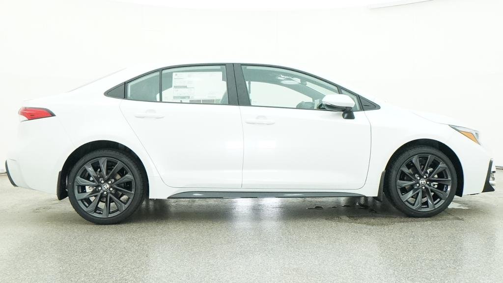 New 2026 Wind Chill Pearl Toyota SE image 13