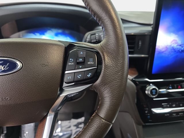 Used 2023 White Ford King Ranch image 18