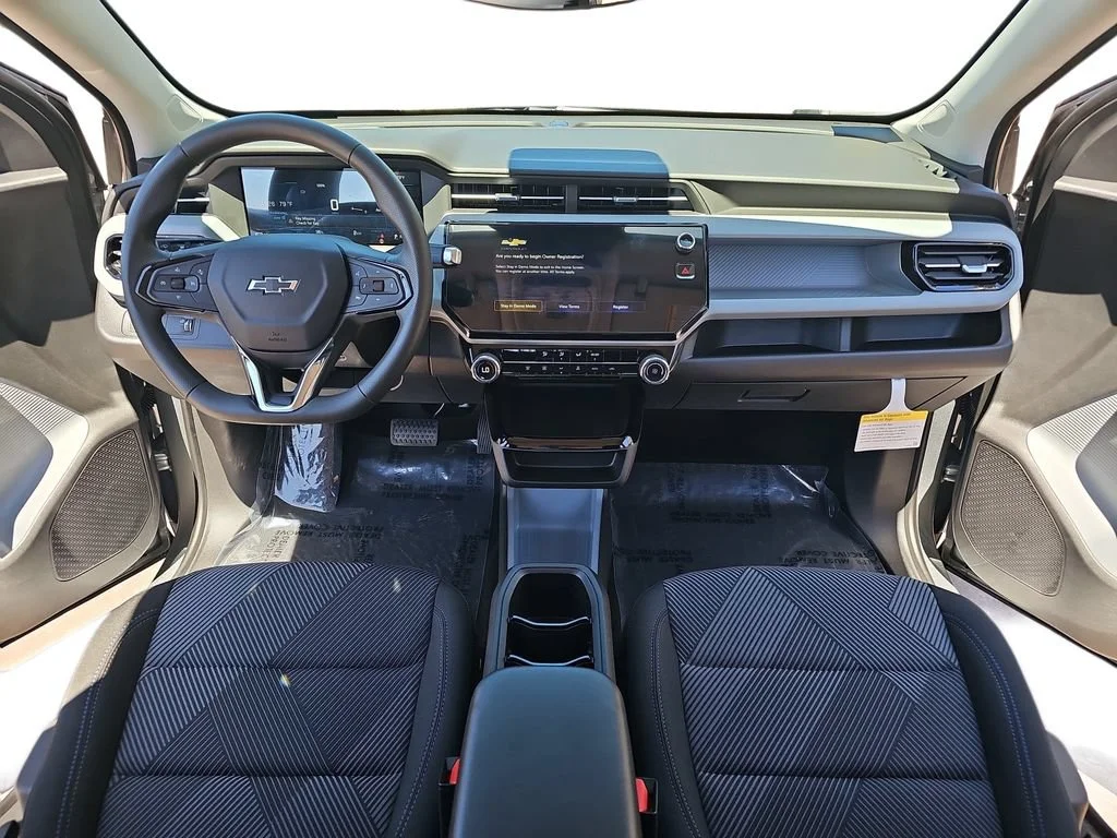 2027 Chevrolet Bolt LT - Photo 9