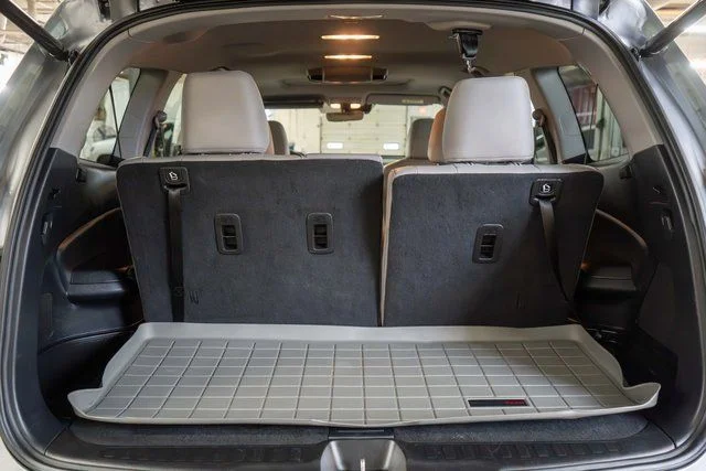 Used 2020 Gray Honda Touring image 11