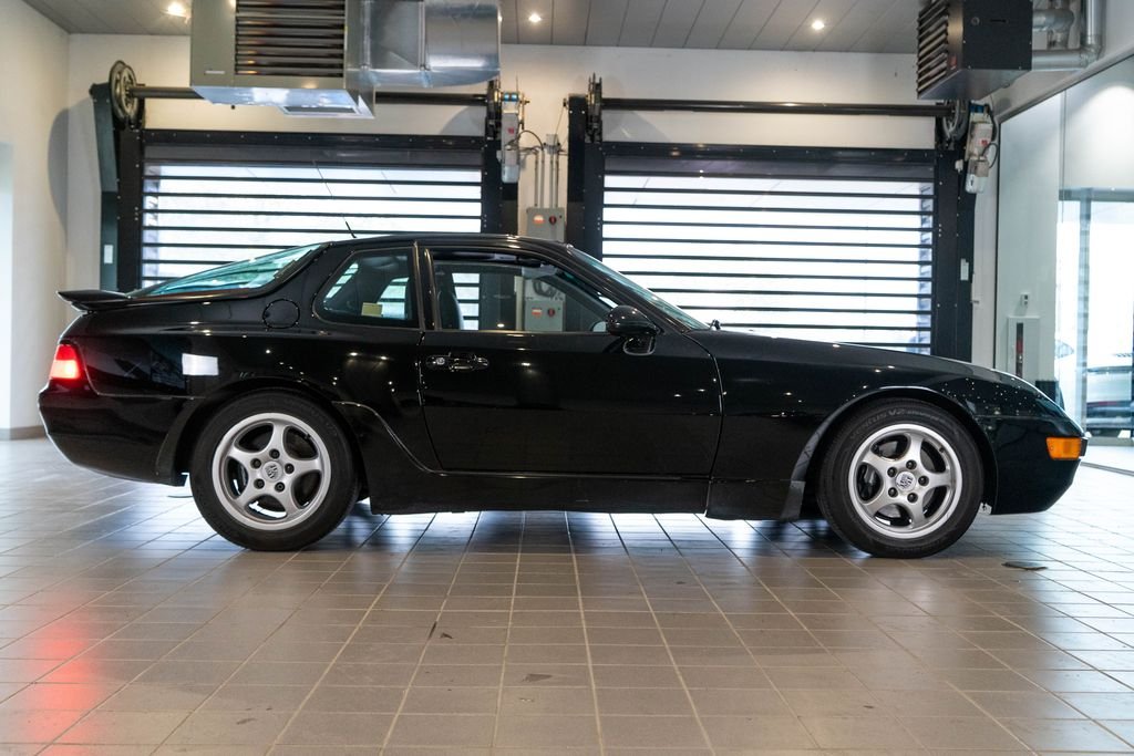 Used 1994 Black Porsche Base image 10