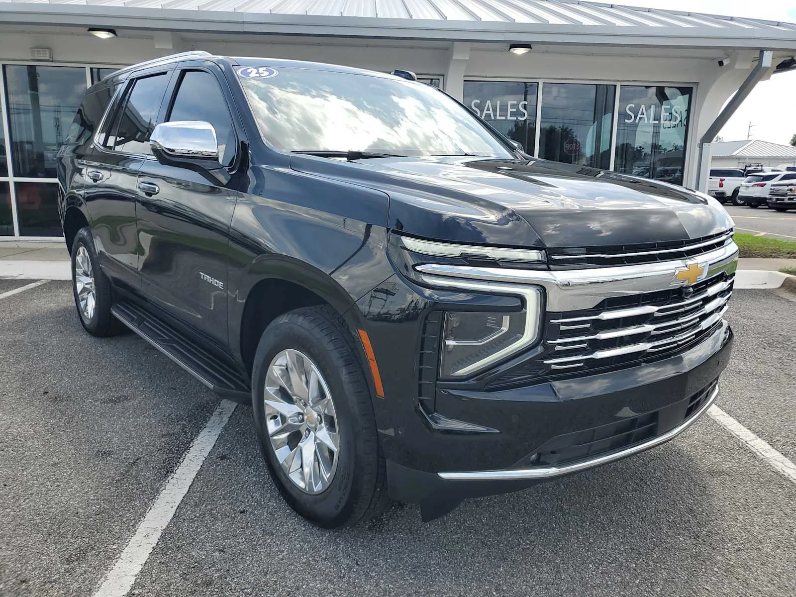 Used 2025 Black Chevrolet Premier image 10