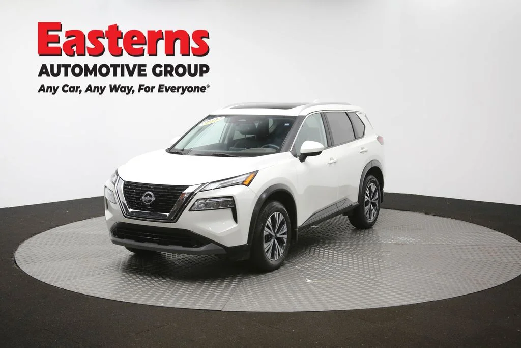 Used 2023 White Nissan SV image 55