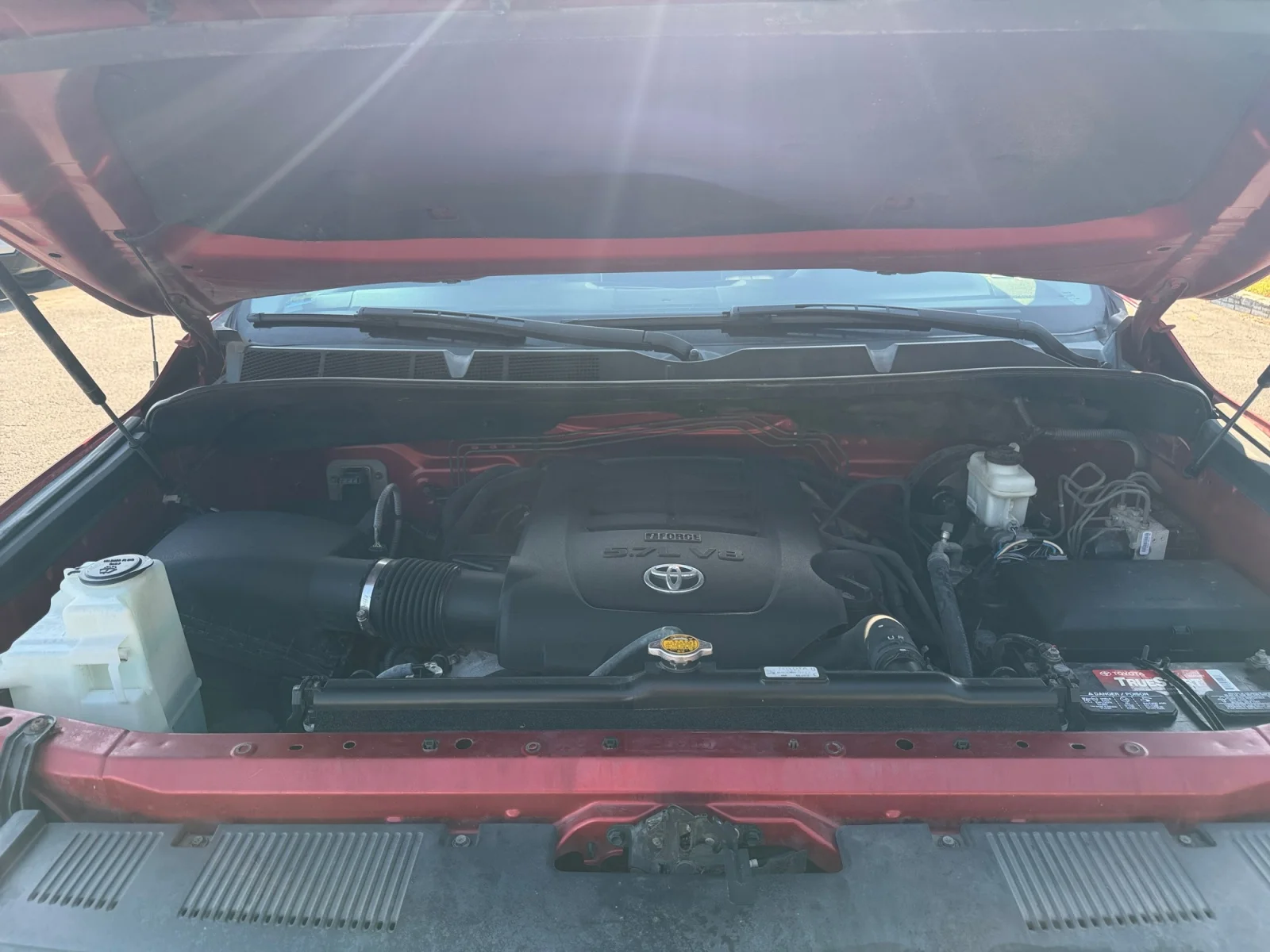 Used 2015 Barcelona Red Metallic Toyota SR5 image 20
