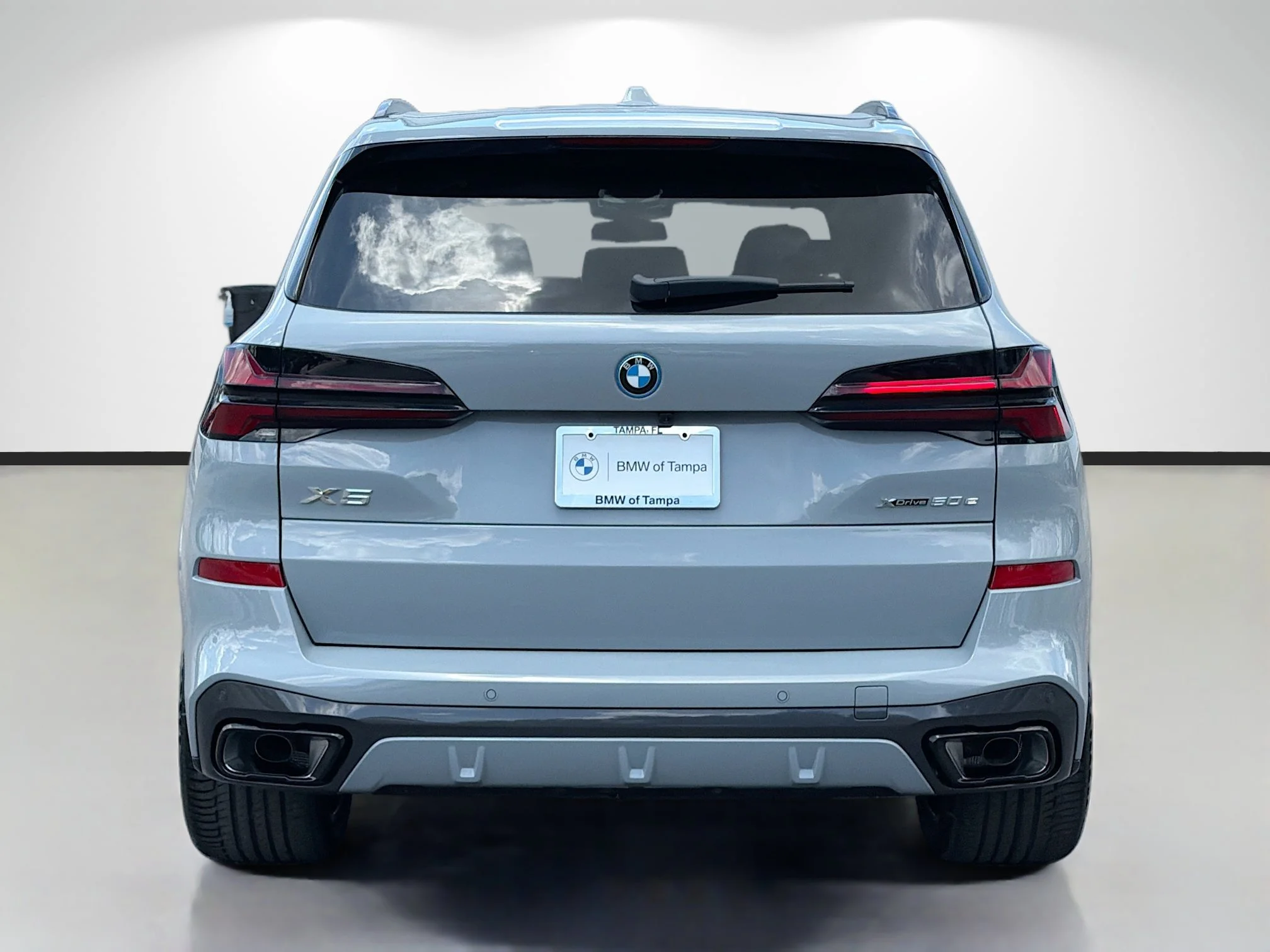 New 2026 Brooklyn Grey Metallic BMW xDrive50e image 4