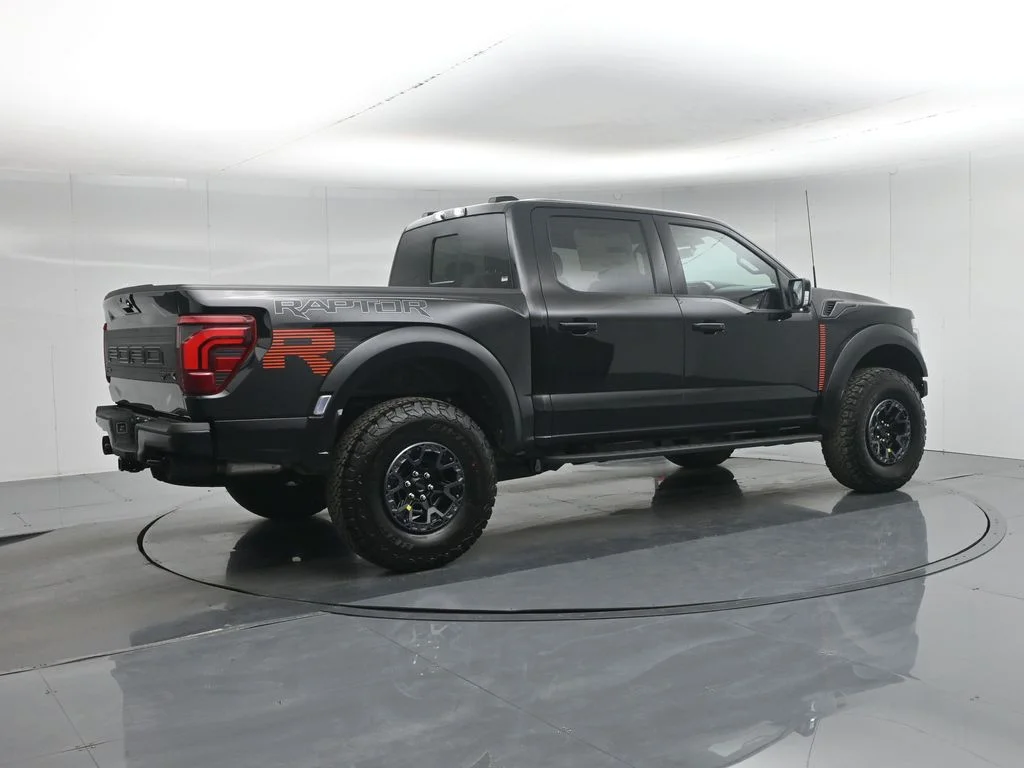 New 2026 Oxford White Ford Raptor image 29