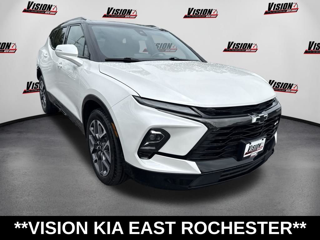 Used 2023 Beige Chevrolet RS image 3