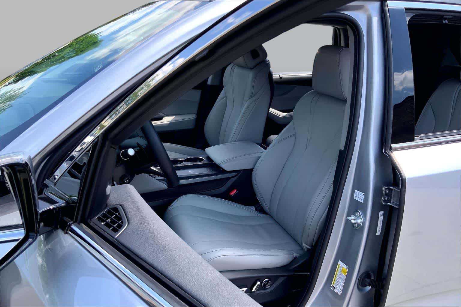 Certified Used 2026 Solar Silver Metallic Acura SH-AWD with Technology Package image 8