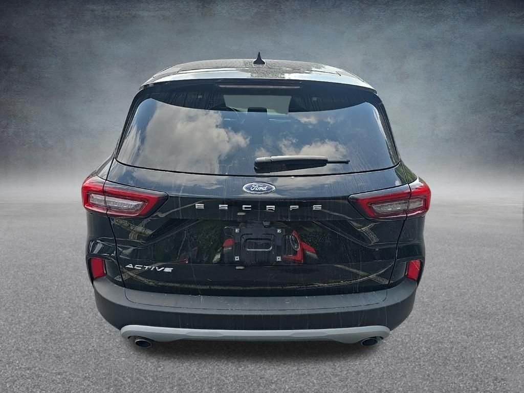 Used 2024 Black Metallic Ford Active image 8