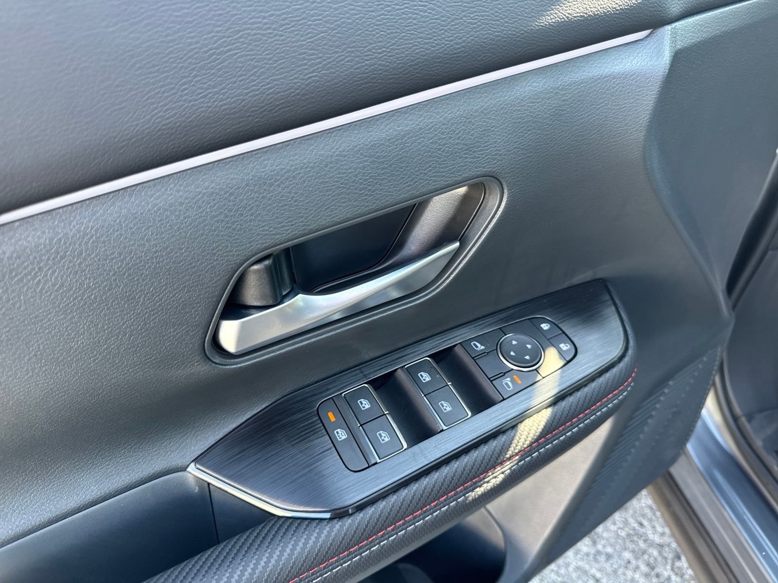 New 2026 Nissan Kicks SR 4D Sport Utility