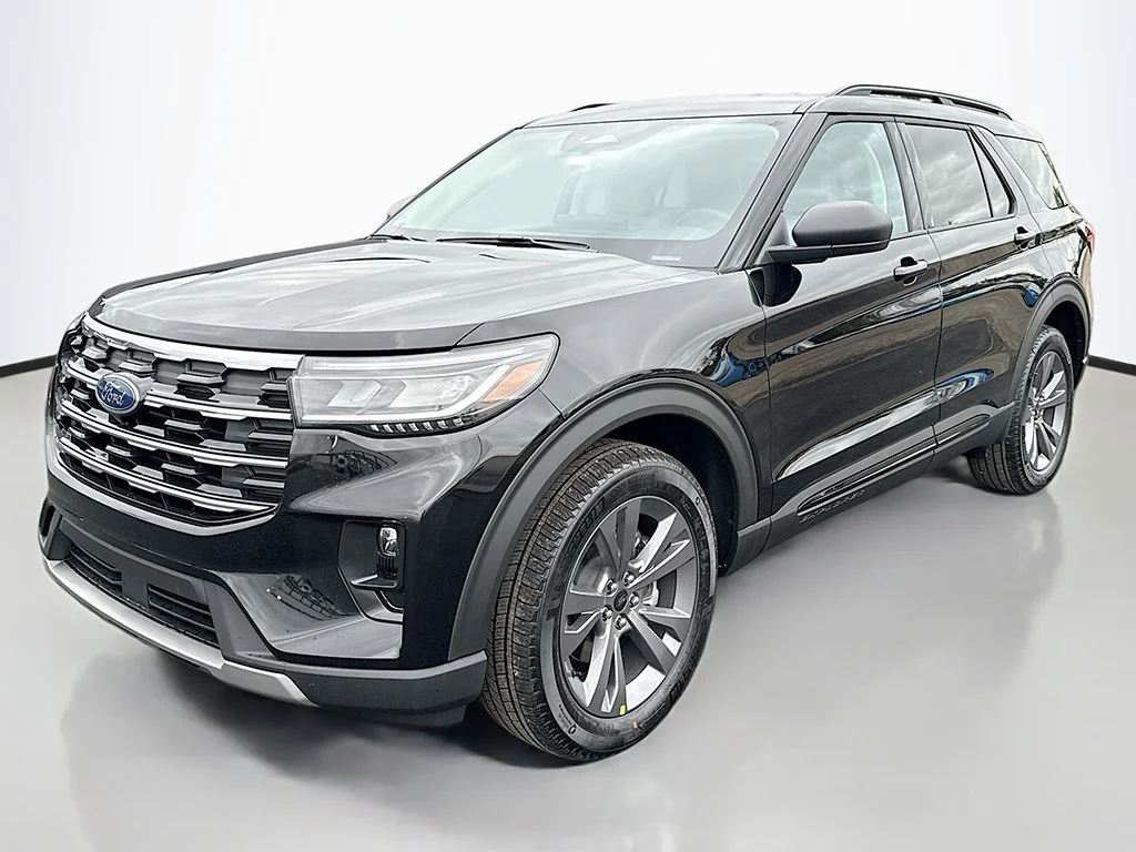 New 2026 Agate Black Metallic Ford Active image 9