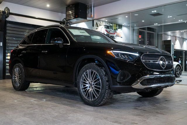 2026 Mercedes-Benz GLC GLC 300 4MATIC's photo