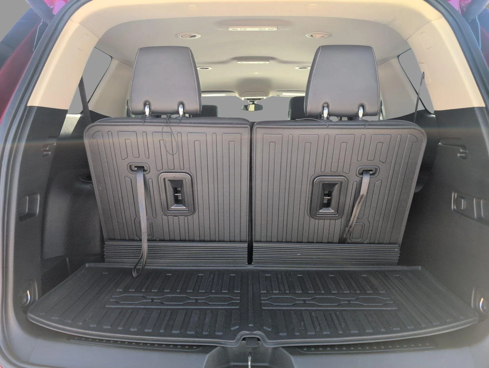 Certified Used 2023 Volcanic Red Tintcoat GMC Denali image 5