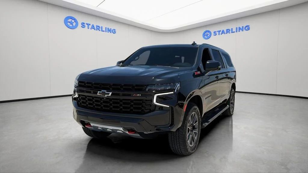 Used 2024 Black Chevrolet Z71 image 16