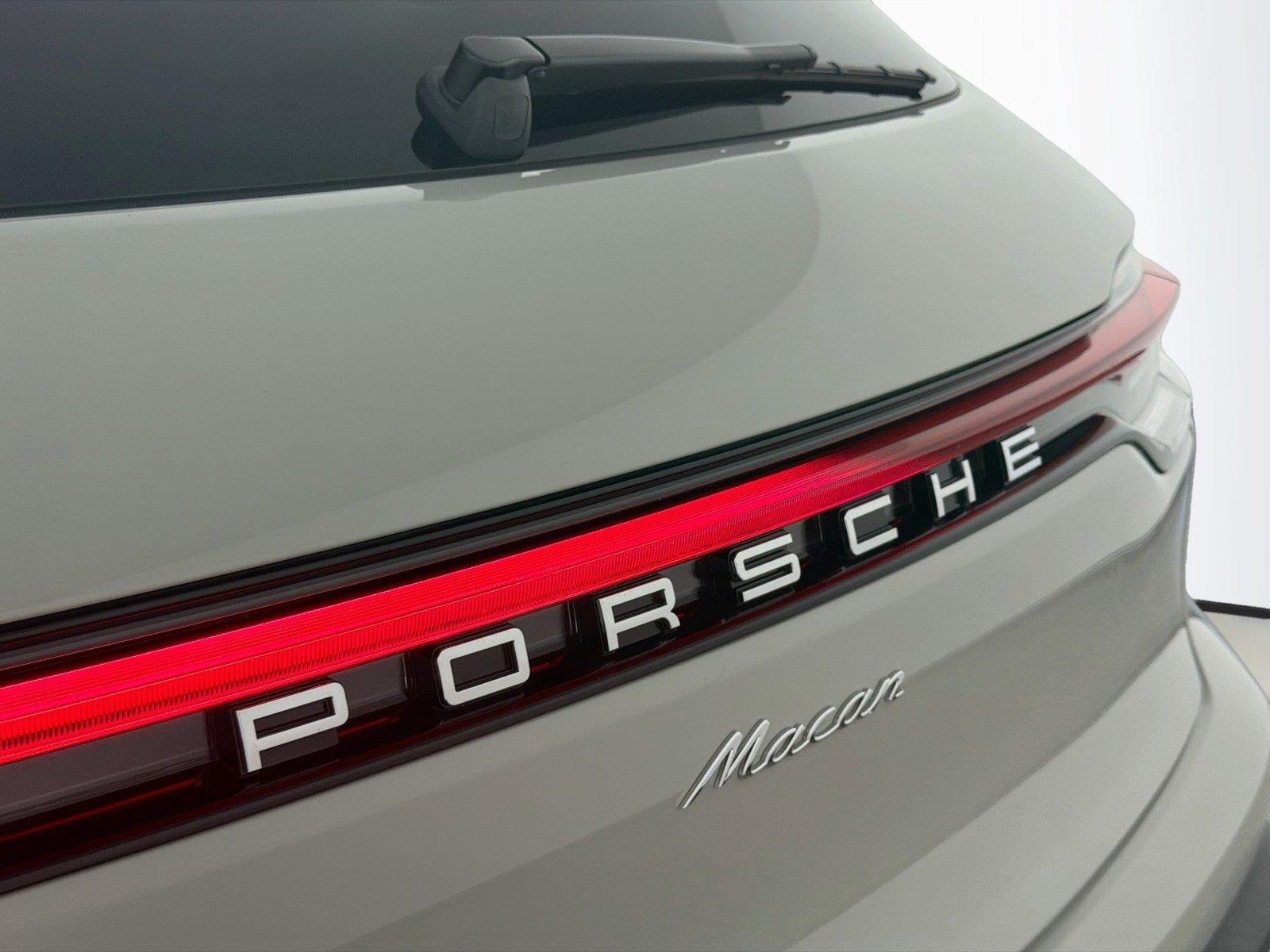 New 2026 Chalk Porsche T image 17