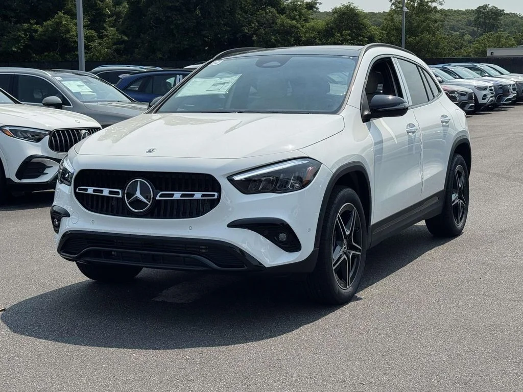 New 2026 White Mercedes-Benz GLA 250 image 7