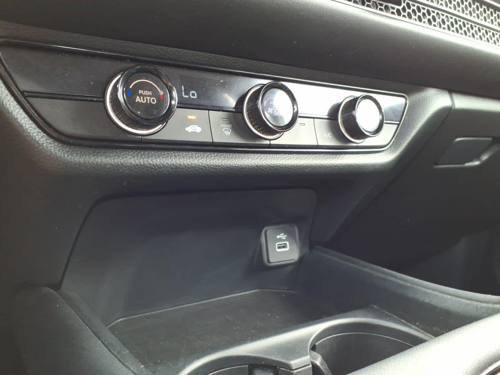 2023 Honda HR-V LX - Photo 17