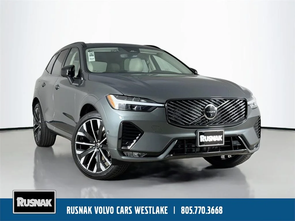 2026 Volvo XC60 B5 Ultra Dark AWD's photo