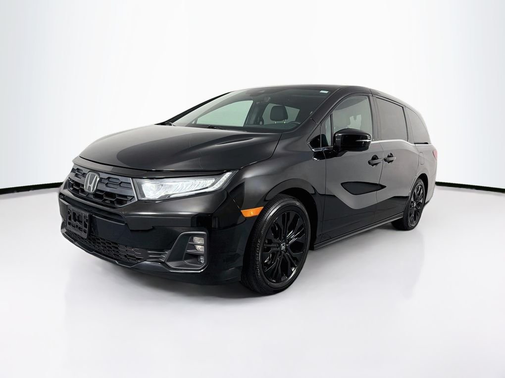 Used 2025  Honda Sport-L image 3