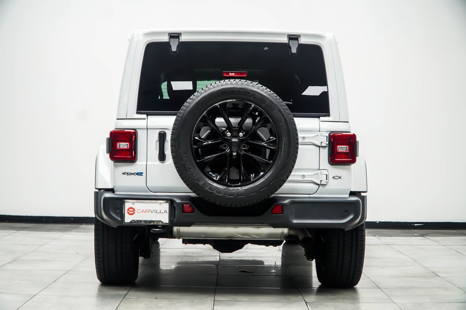 Used 2021 White Jeep Unlimited Sahara 4xe image 14