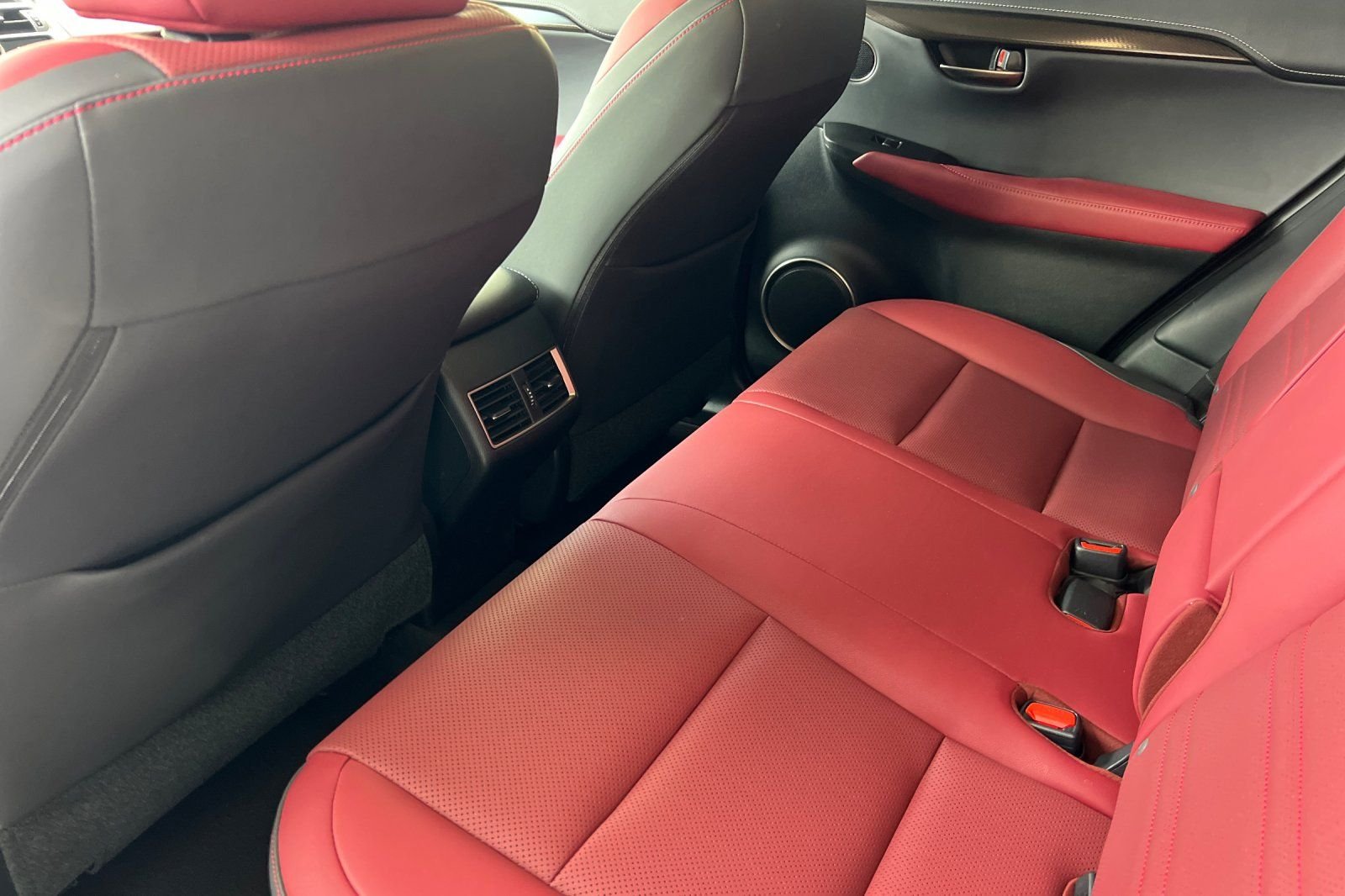 Used 2020 Silver Lexus 300h image 6