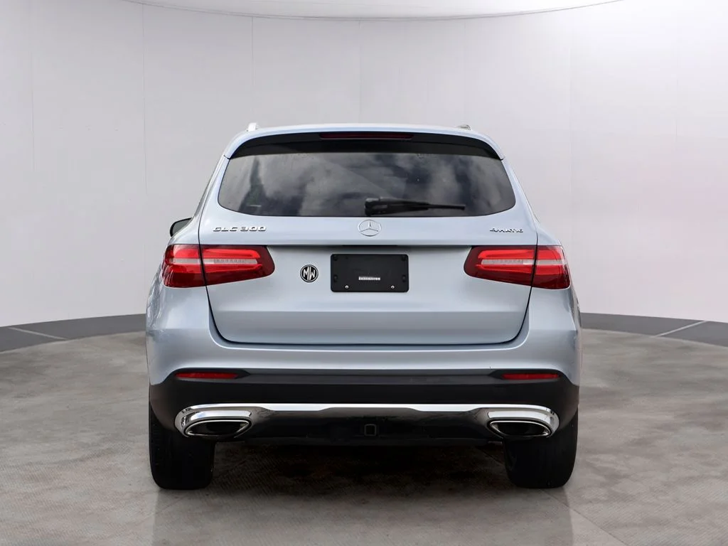 Used 2018 Diamond Silver Metallic Mercedes-Benz GLC 300 image 6