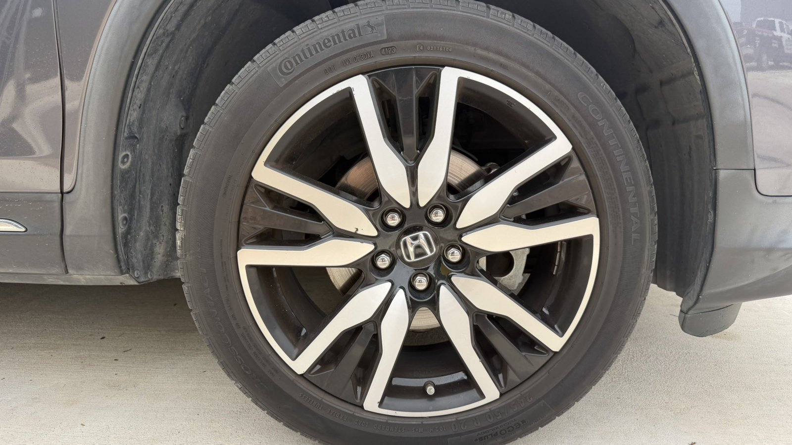 Certified Used 2022 Charcoal Honda Elite image 21
