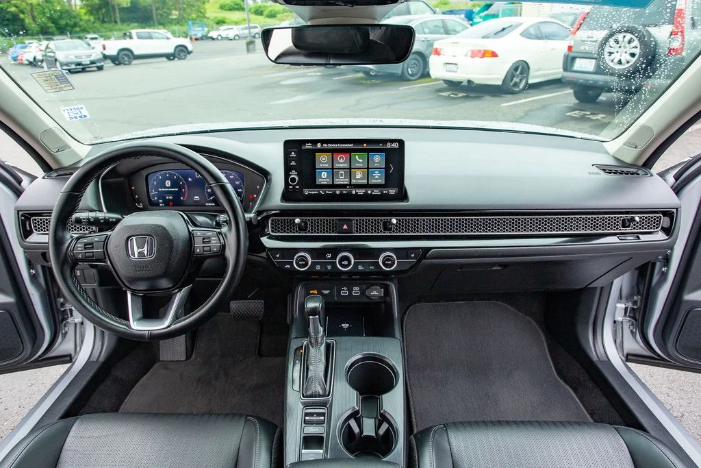2023 Honda Civic Touring - Photo 23