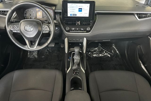 Certified Used 2025  Toyota LE image 17