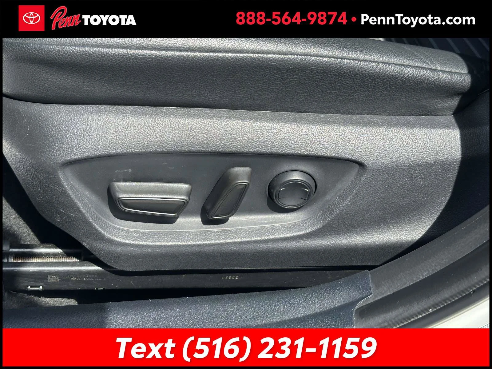Used 2022 White Toyota SE Nightshade image 16