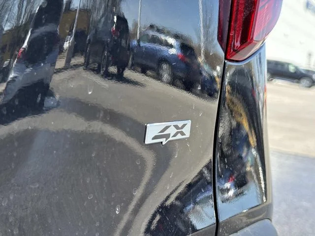 New 2026 Fusion Black Kia SX image 5