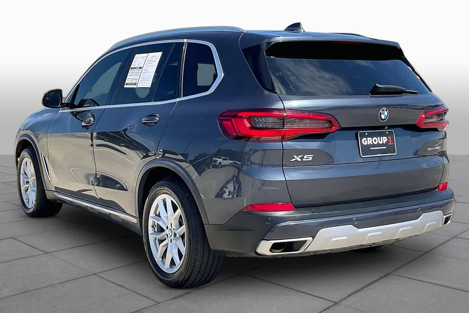 Used 2020 Arctic Gray Metallic BMW sDrive40i image 11