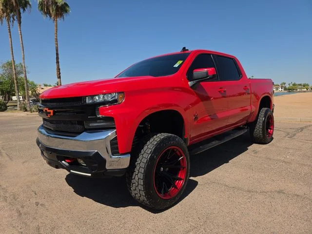 Used 2021 Red Chevrolet LT image 3