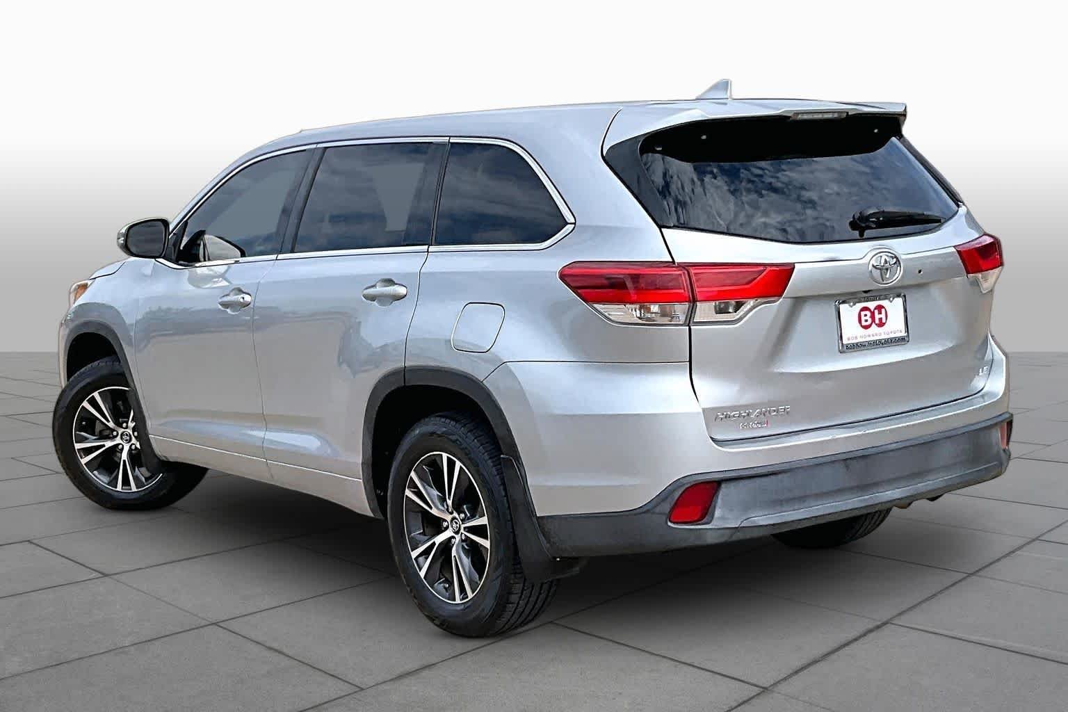 Used 2018 Celestial Silver Metallic Toyota LE Plus image 12