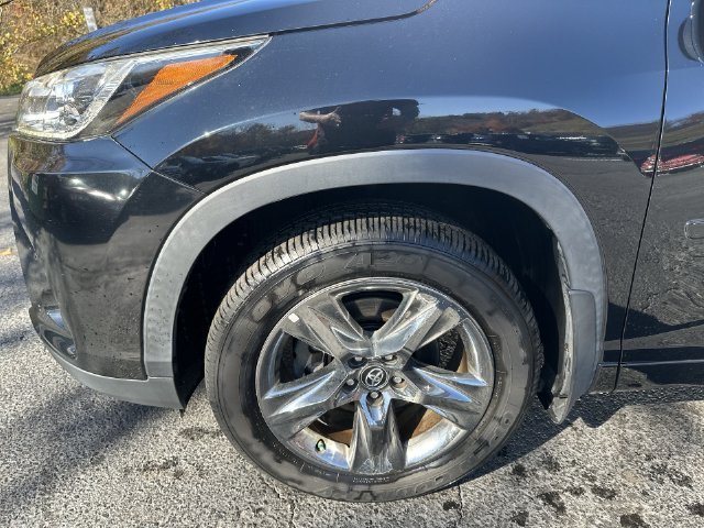 Used 2017 Black Toyota Limited Platinum image 25