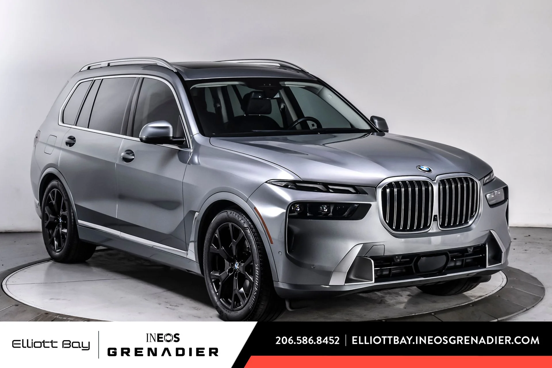 2023 BMW X7 xDrive40i's photo