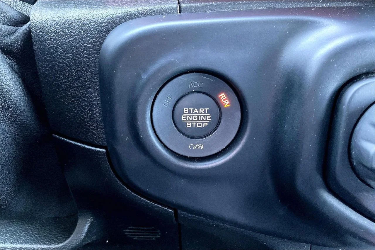 Used 2020 Red Jeep Rubicon image 28
