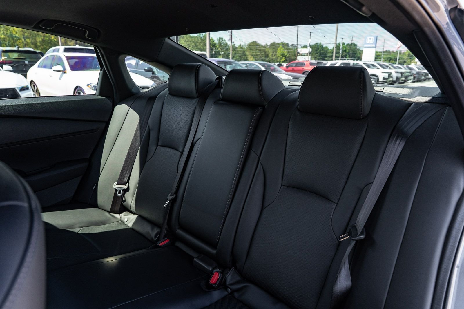 2024 Honda Accord Hybrid Sport-L - Photo 18