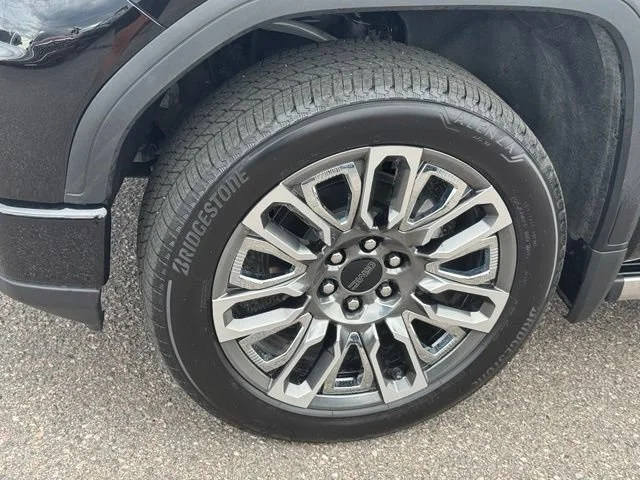 Certified Used 2026 Onyx Black GMC Denali Ultimate image 10