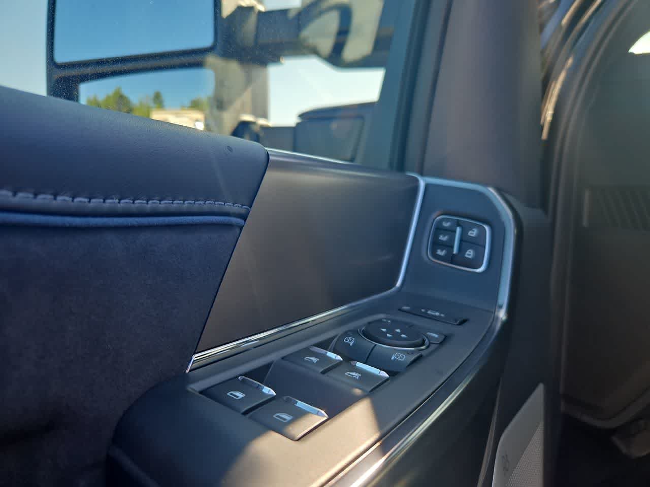 New 2026 Agate Black Metallic Ford F-250® Platinum® image 11