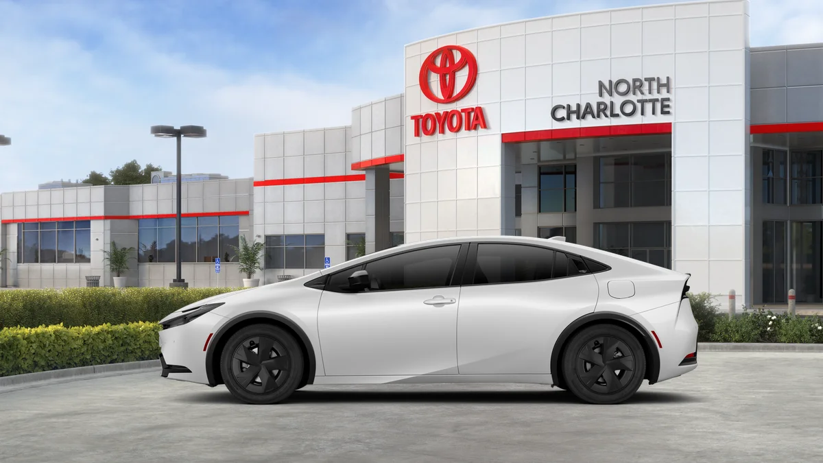New 2026 Wind Chill Pearl Toyota SE image 60